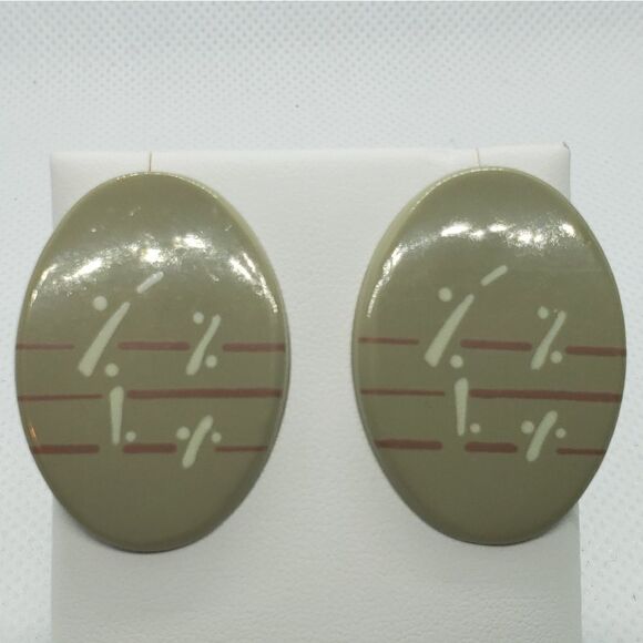 Vintage Retro Tan, Pink, & Cream Earrings - Picture 1 of 3